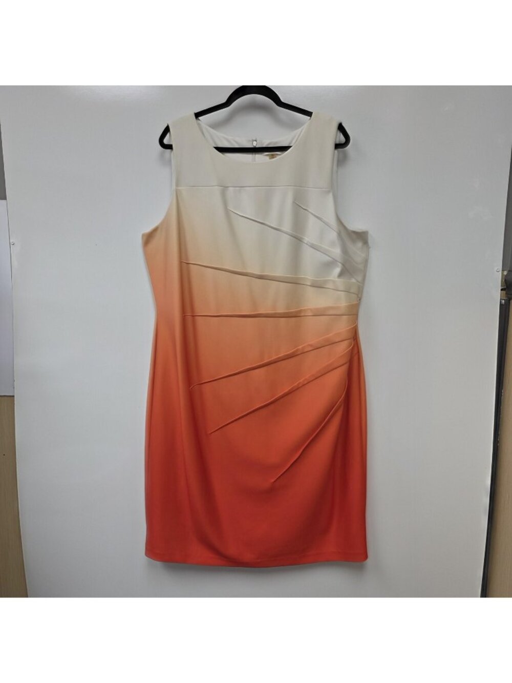 Calvin Klein Dress Womens 22W Orange Ombre Pleated Sheath Sleeveless Lined Party